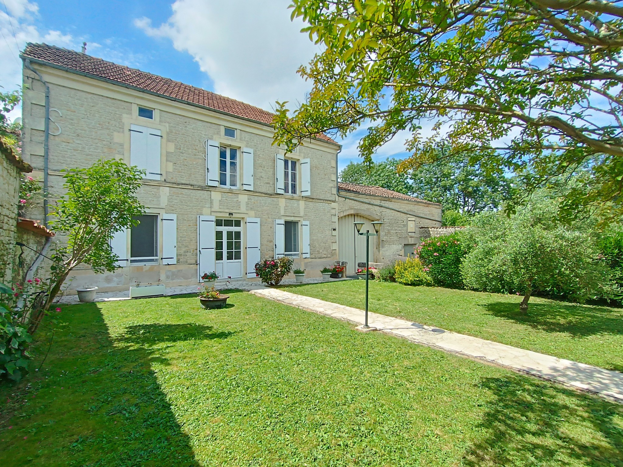 Vente Maison à Néré 6 pièces