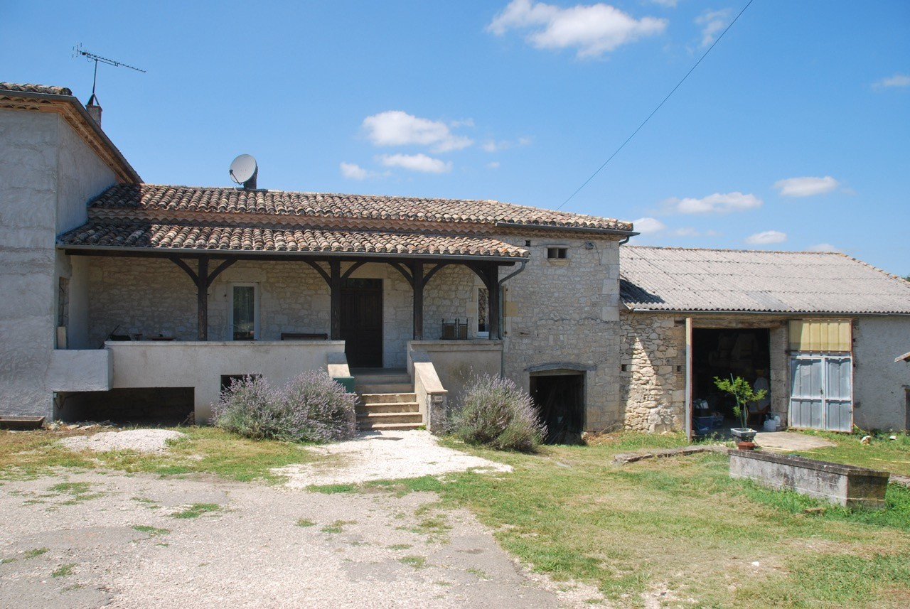 Vente Maison à Montaigu-de-Quercy 9 pièces