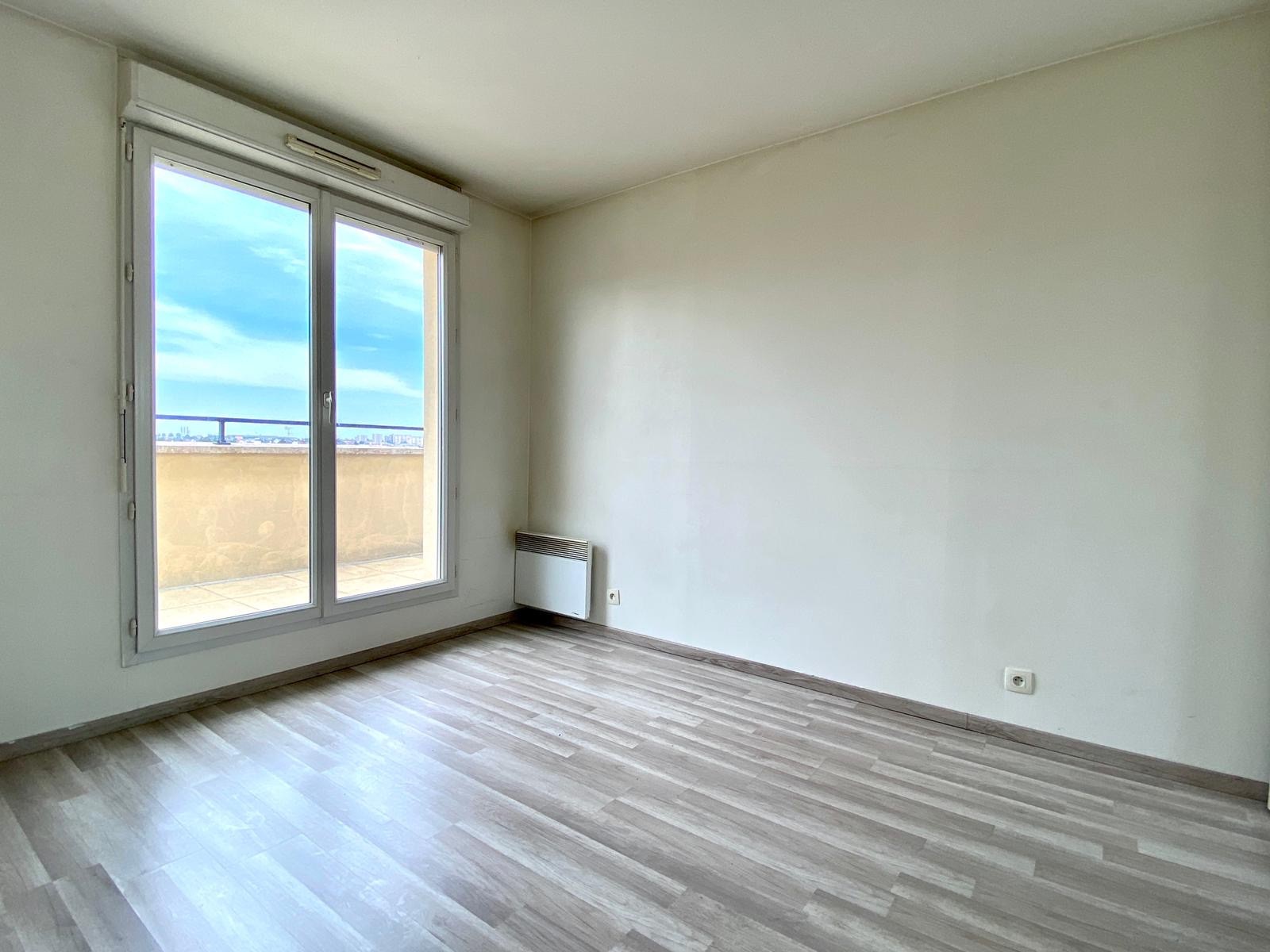 Location Appartement à Corbeil-Essonnes 2 pièces