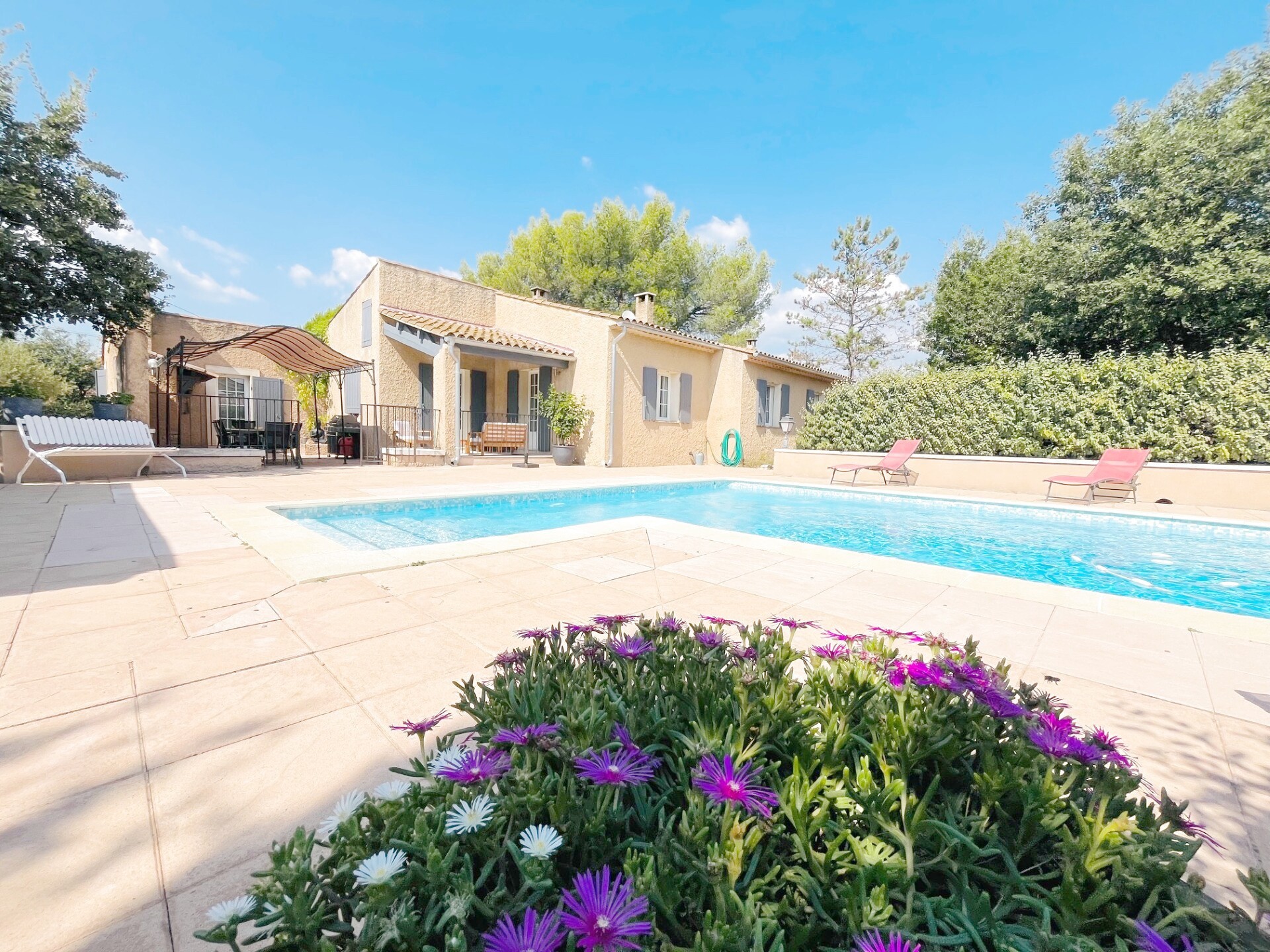 Vente Maison à Saint-Saturnin-lès-Apt 5 pièces