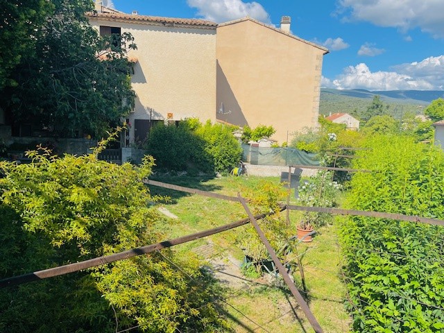 Vente Maison à Saint-Saturnin-lès-Apt 6 pièces