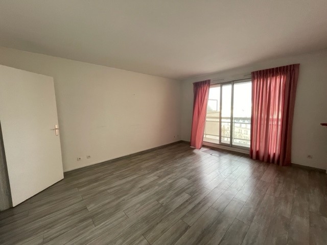 Location Appartement à Paris Batignolles-Monceaux 17e arrondissement 1 pièce