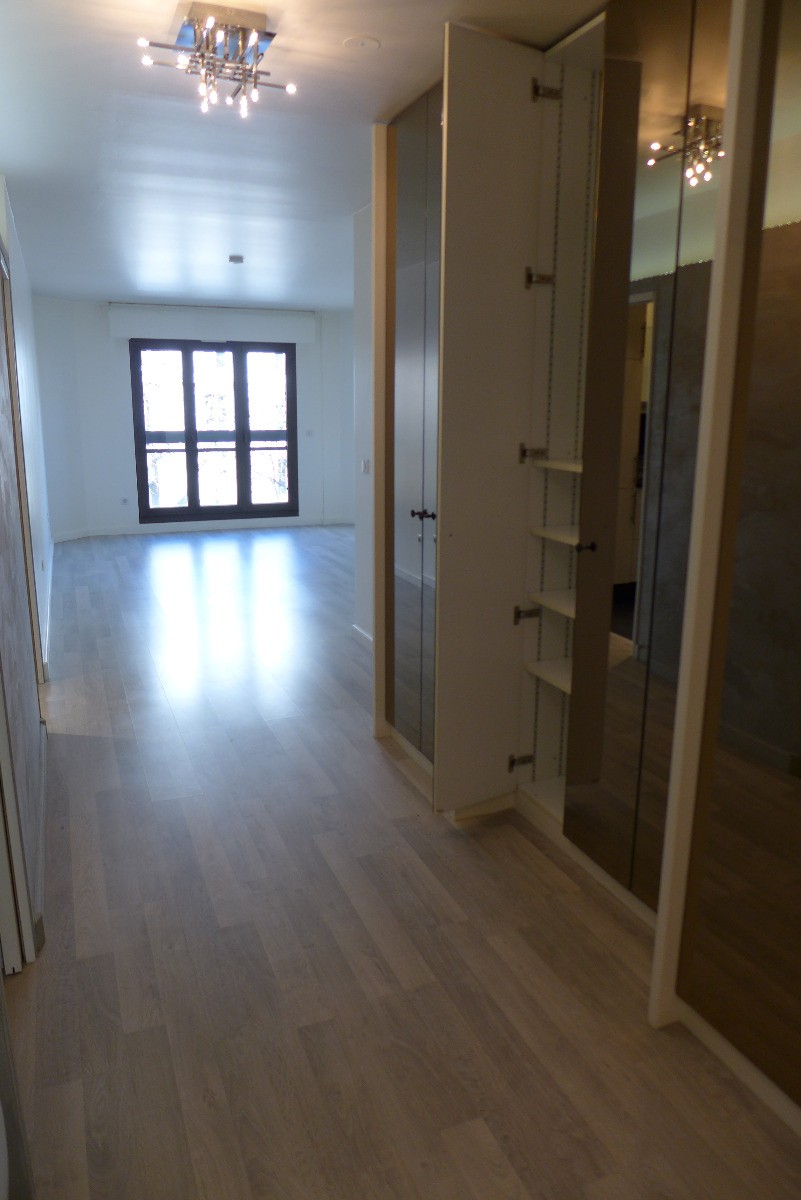 Vente Appartement à Paris Batignolles-Monceaux 17e arrondissement 3 pièces