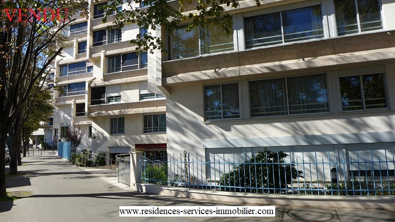 Vente Appartement à Paris Batignolles-Monceaux 17e arrondissement 2 pièces