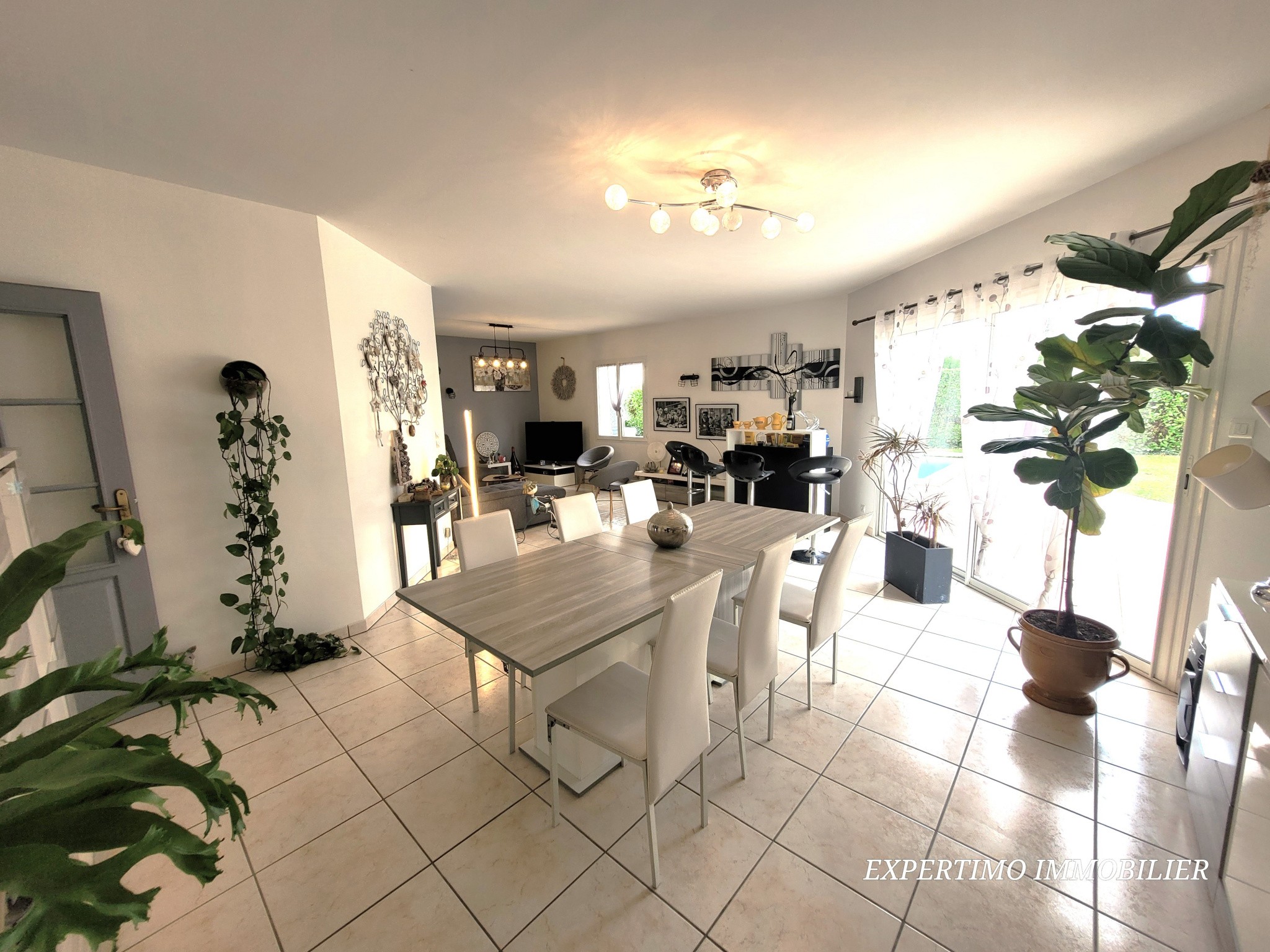 Vente Maison à Jonzac 8 pièces