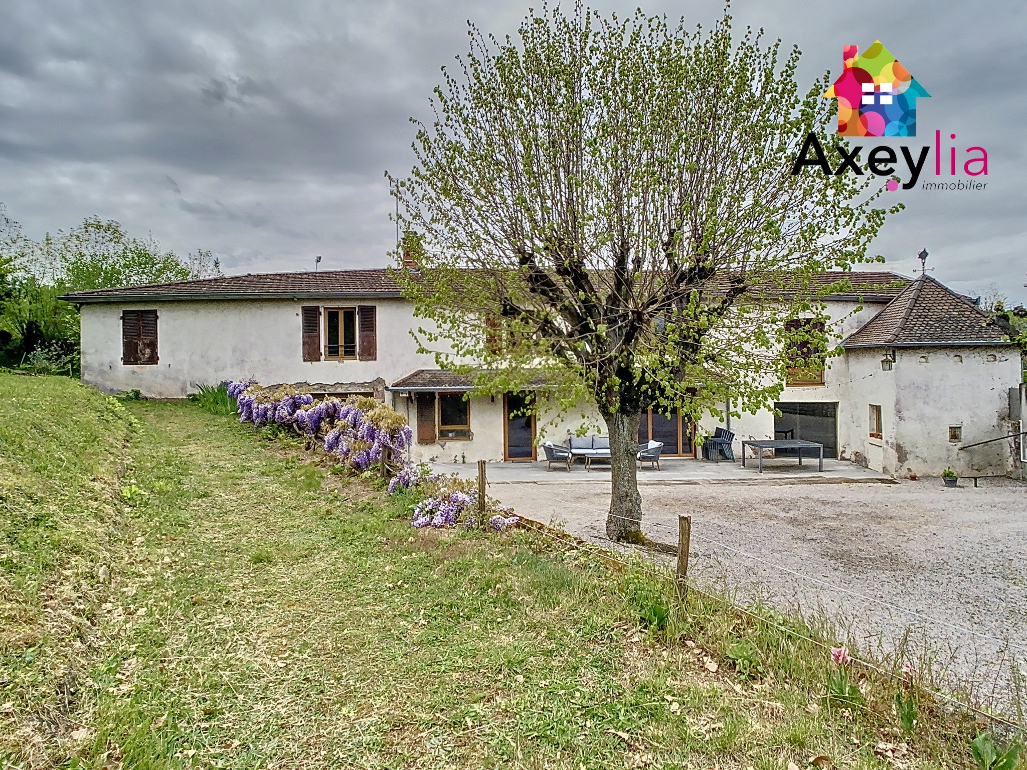 Vente Maison à Saint-Alban-les-Eaux 9 pièces