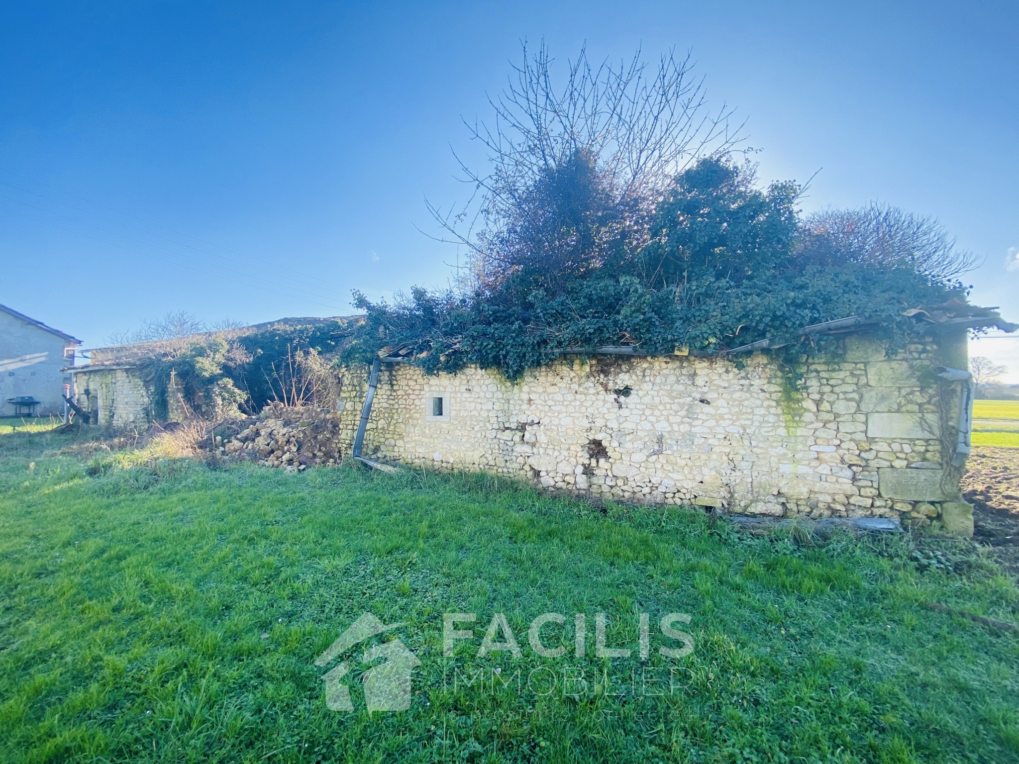 Vente Maison à Baignes-Sainte-Radegonde 1 pièce