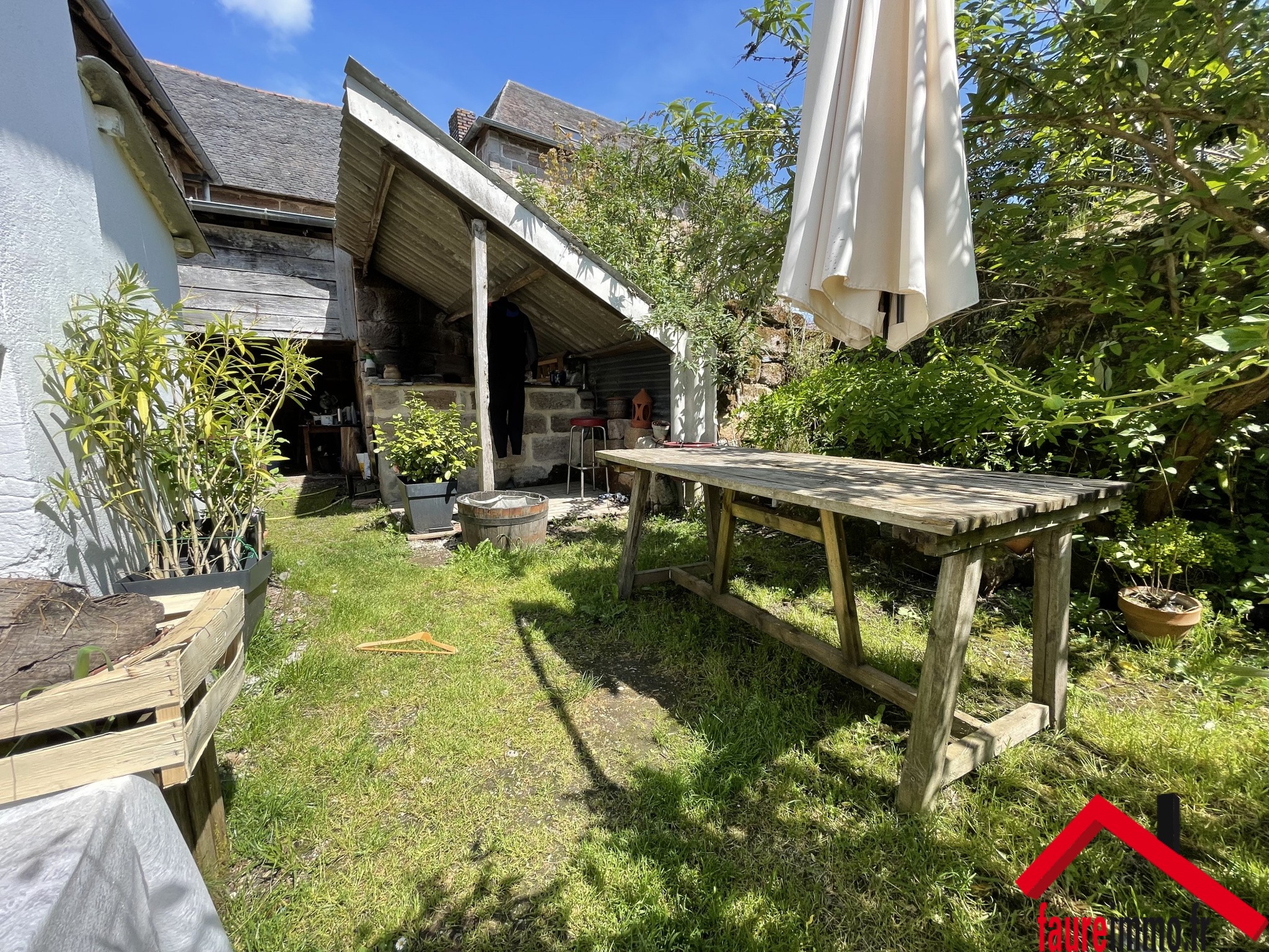 Vente Maison à Vars-sur-Roseix 2 pièces