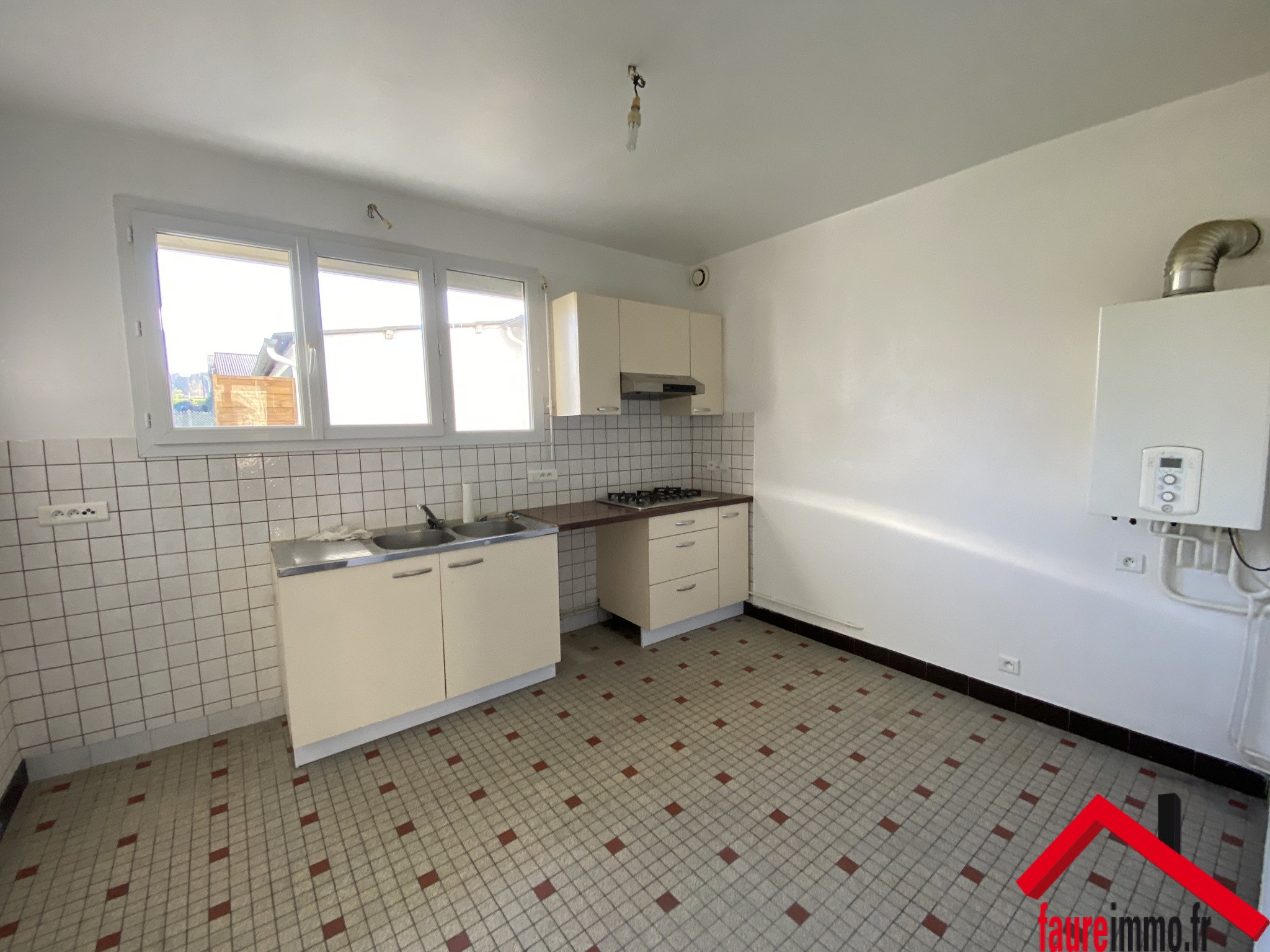 Location Appartement à Brive-la-Gaillarde 3 pièces