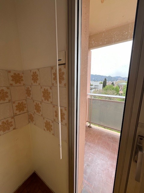 Vente Appartement à Marseille 12e arrondissement 3 pièces