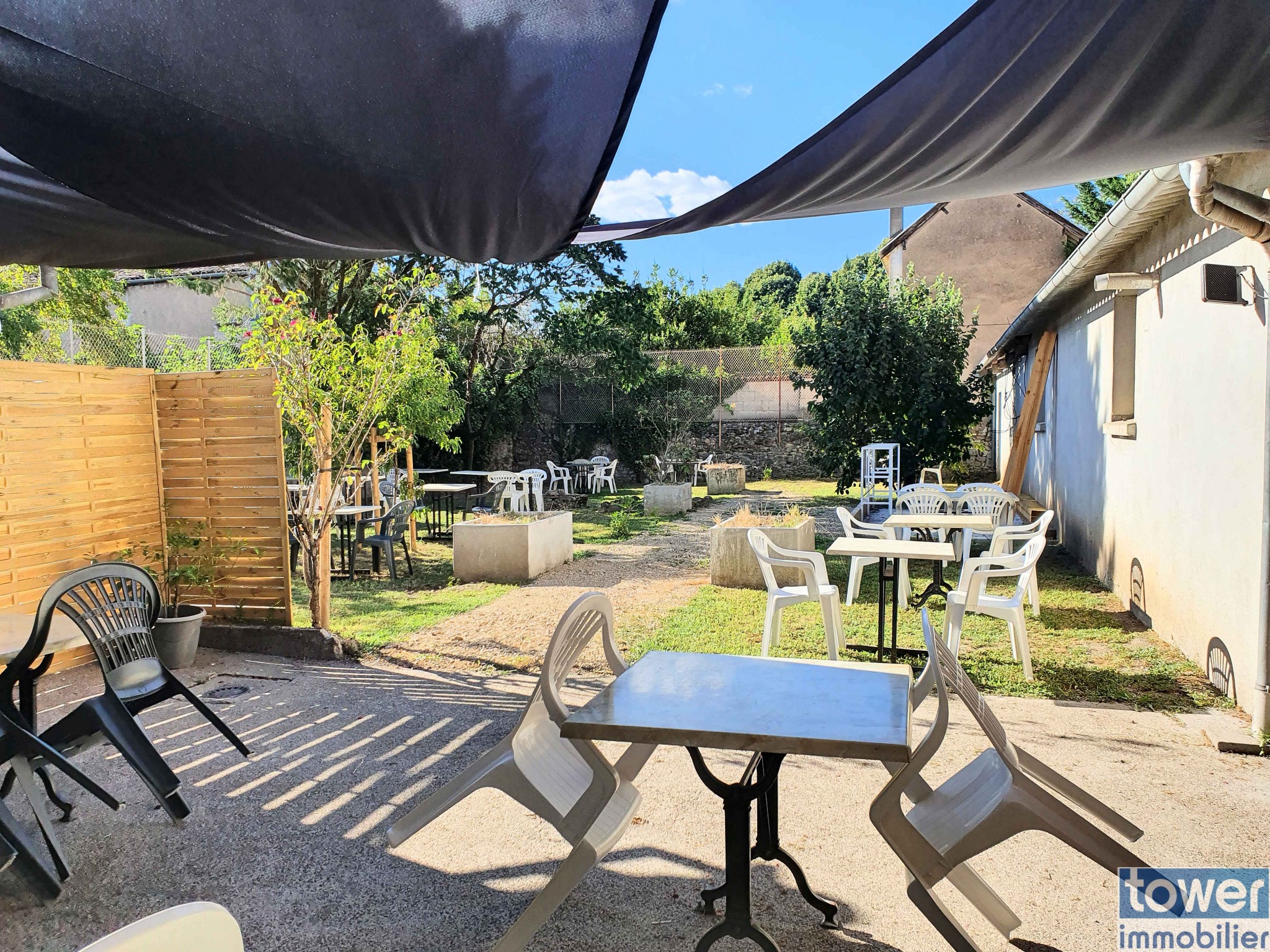 Vente Bureau / Commerce à Villefranche-de-Rouergue 0 pièce