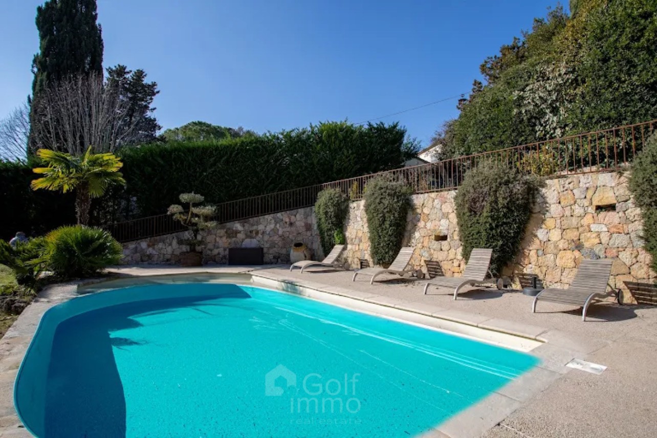 Vente Maison à Valbonne 16 pièces