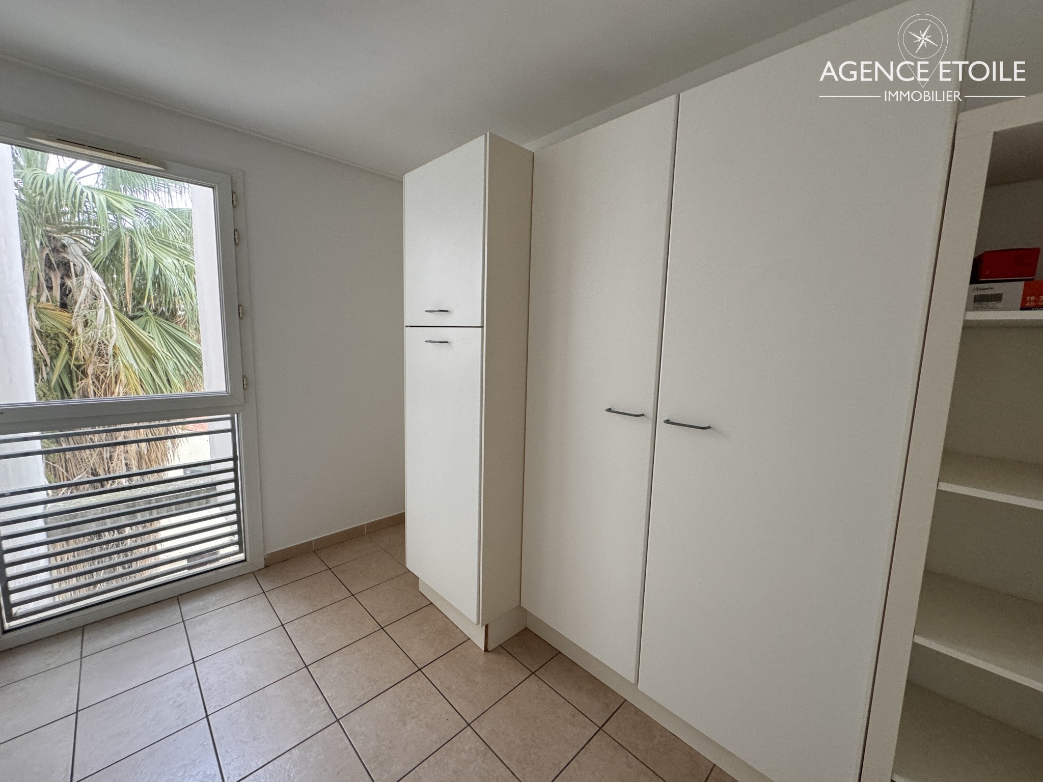 Location Appartement à Marseille 8e arrondissement 4 pièces