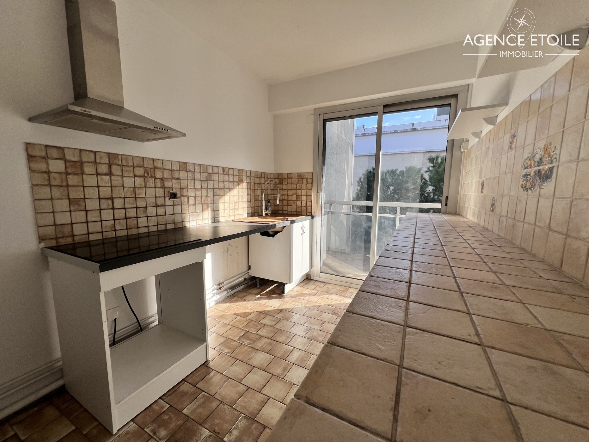 Vente Appartement à Marseille 8e arrondissement 3 pièces