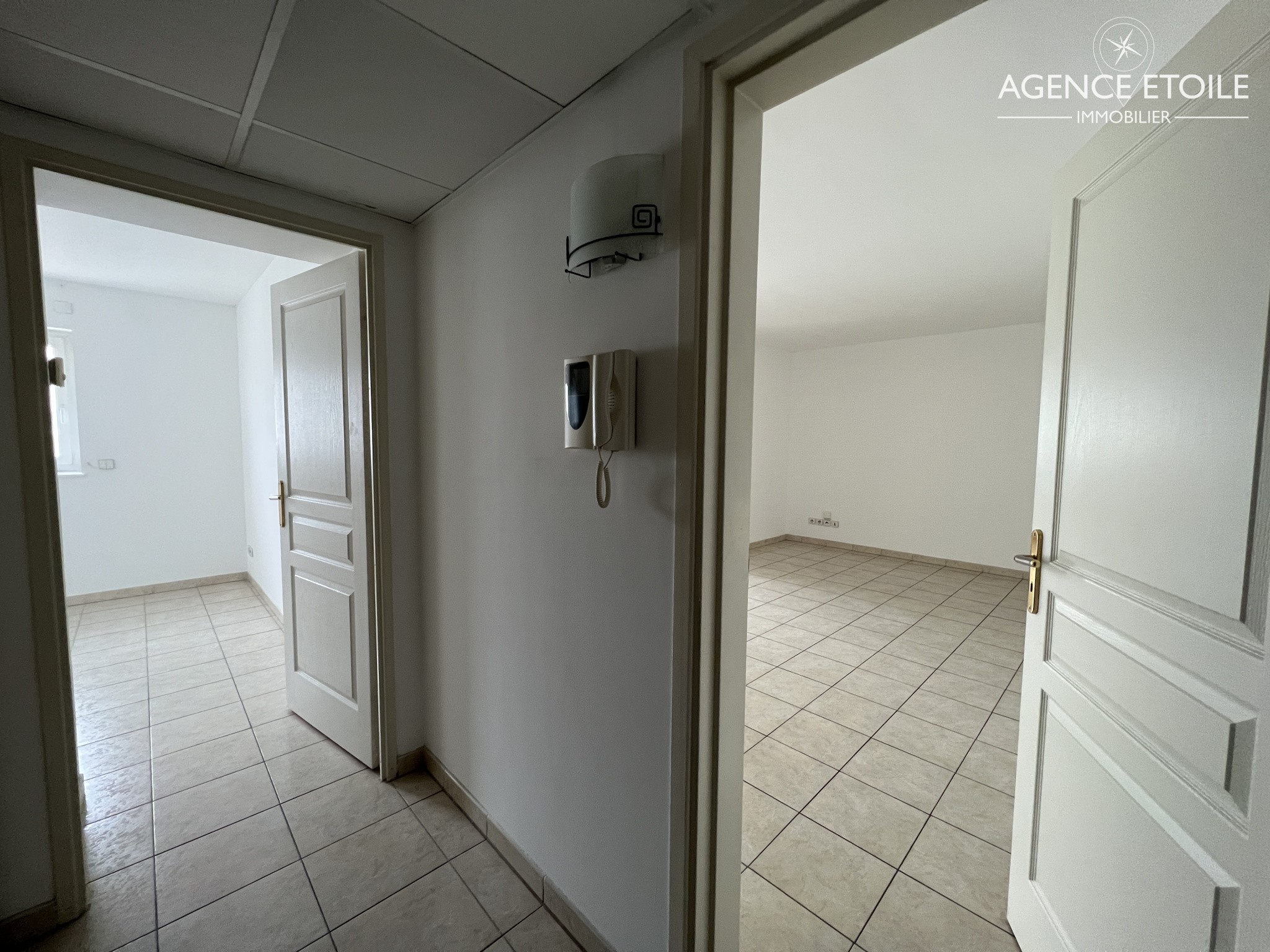 Location Appartement à Marseille 8e arrondissement 2 pièces