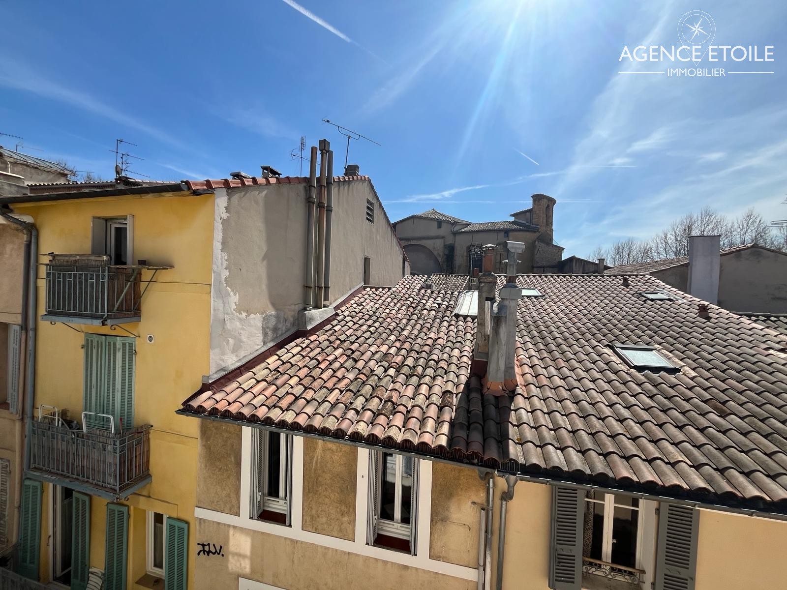 Vente Bureau / Commerce à Aix-en-Provence 6 pièces