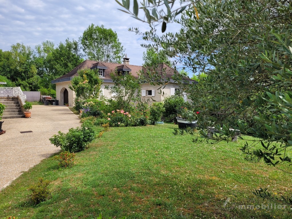 Vente Maison à Turenne 6 pièces