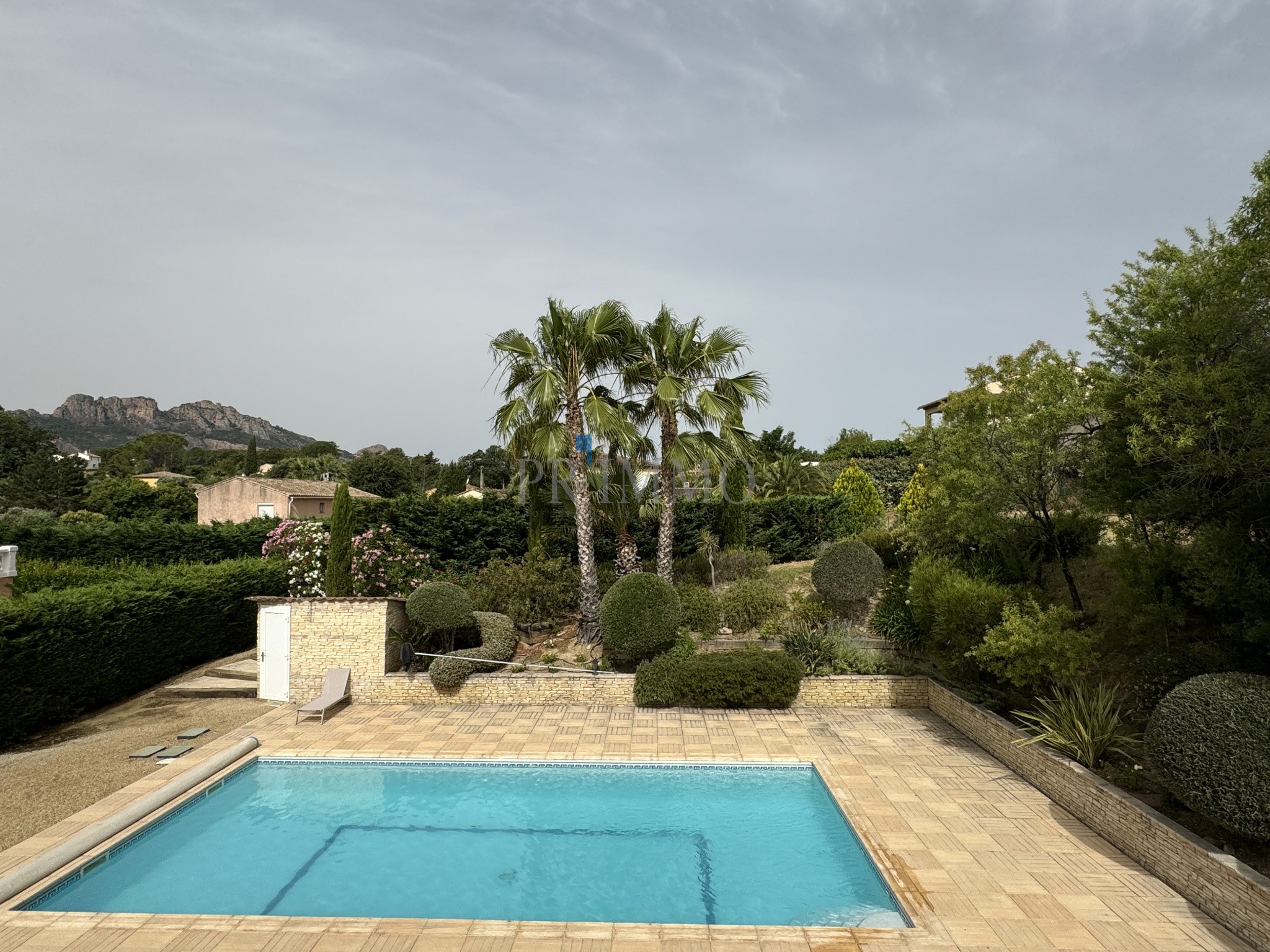 Vente Maison à Roquebrune-sur-Argens 7 pièces