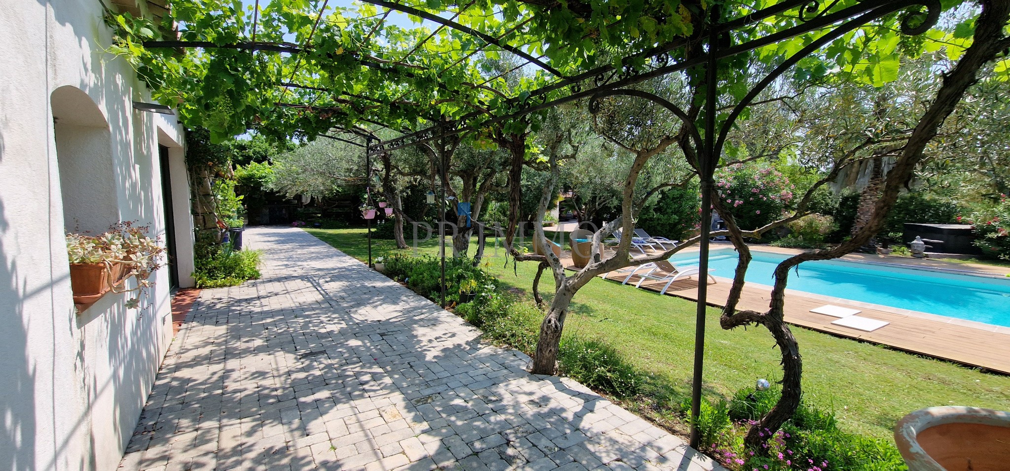 Vente Maison à Roquebrune-sur-Argens 7 pièces