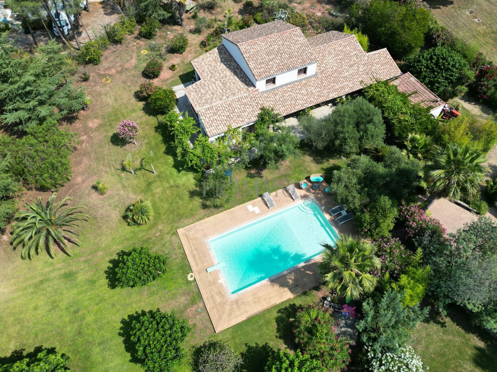 Vente Maison à Roquebrune-sur-Argens 7 pièces