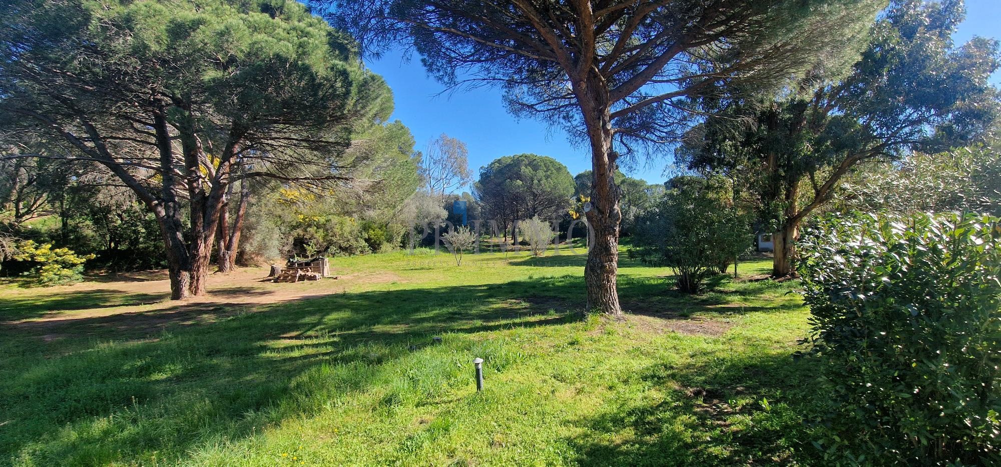 Vente Maison à Roquebrune-sur-Argens 6 pièces