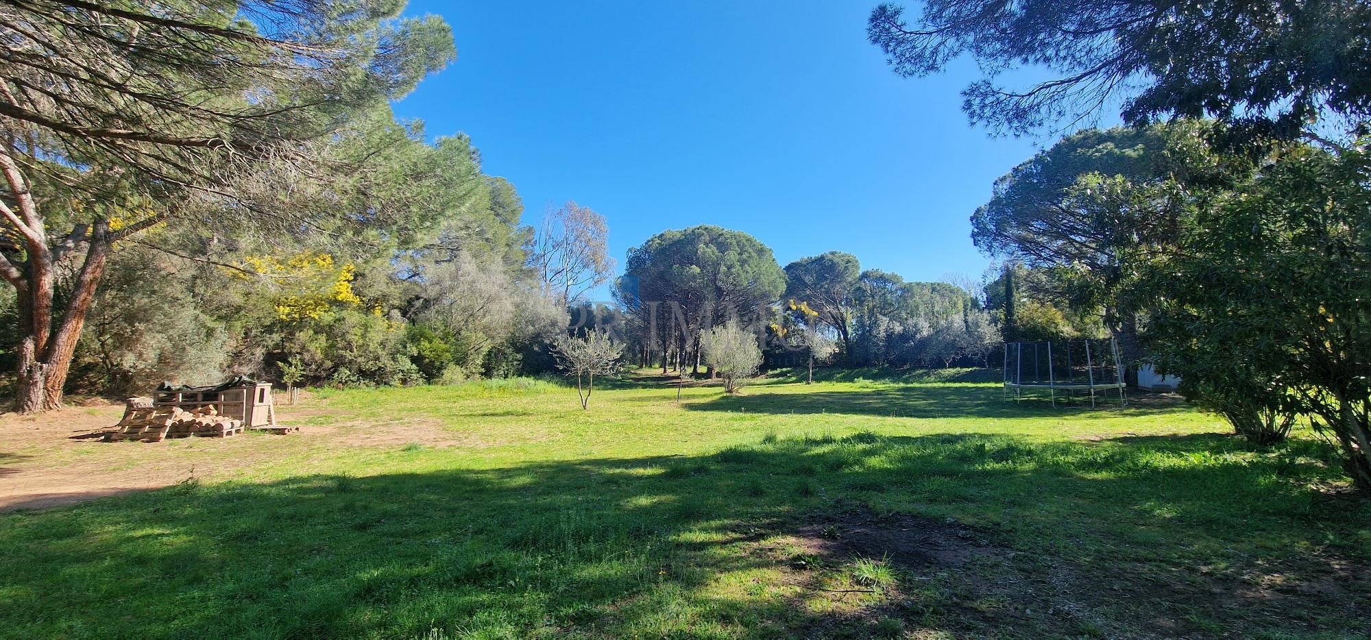 Vente Maison à Roquebrune-sur-Argens 6 pièces