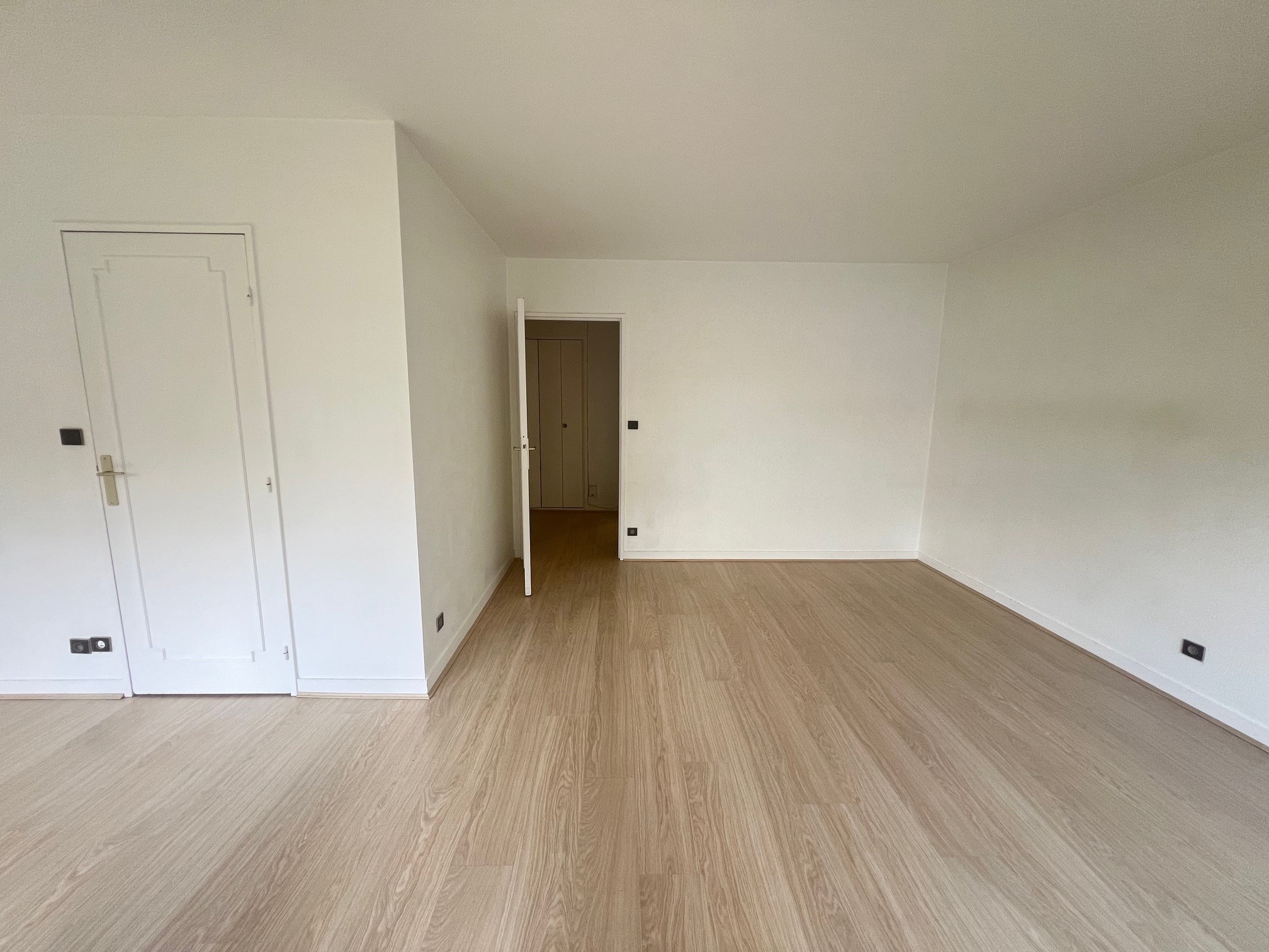 Location Appartement à Paris Vaugirard 15e arrondissement 3 pièces