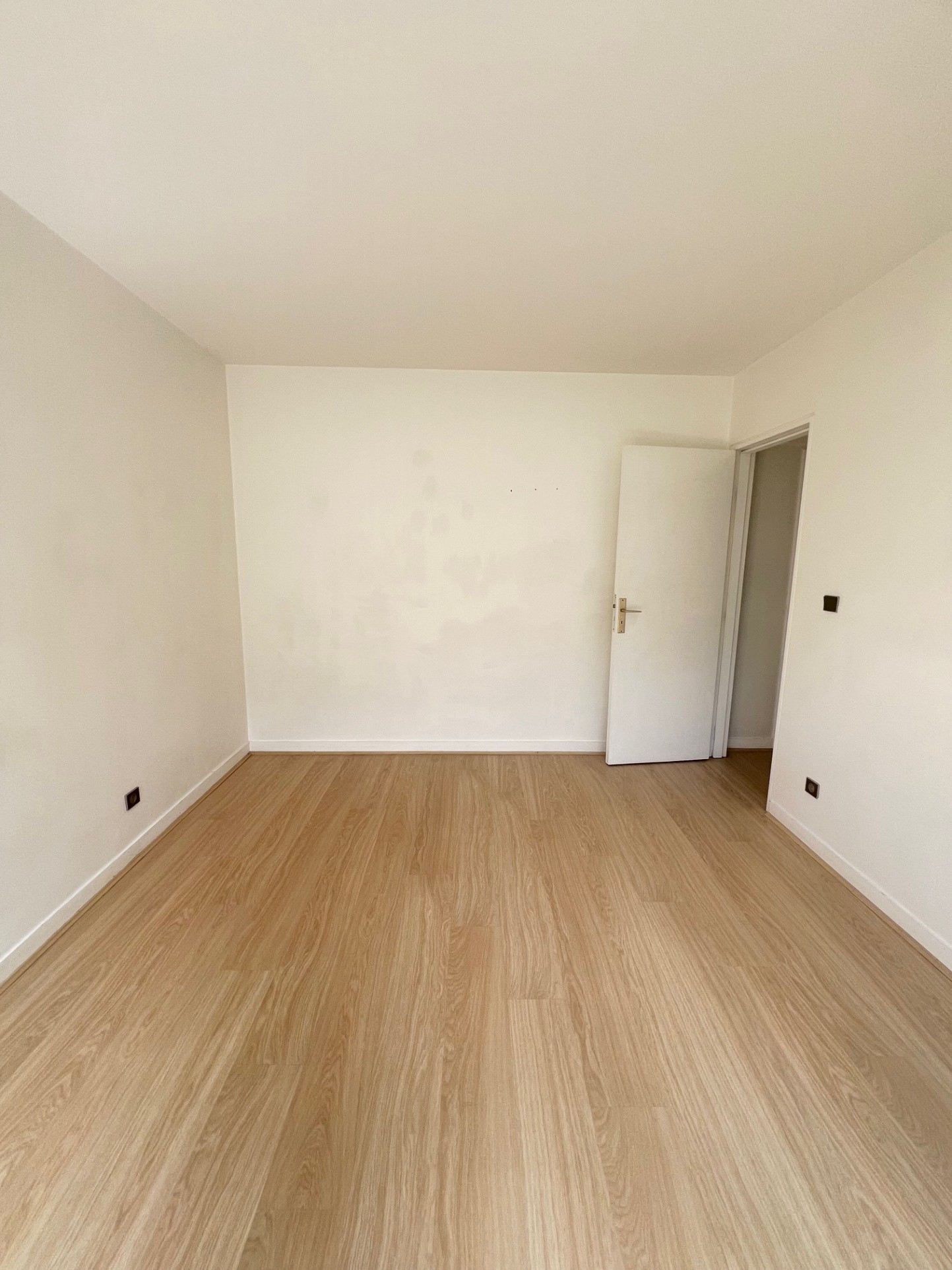 Location Appartement à Paris Vaugirard 15e arrondissement 3 pièces