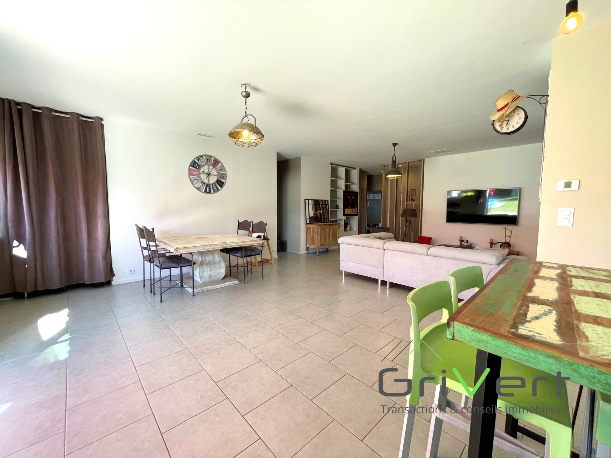 Vente Maison à Laudun-l'Ardoise 5 pièces