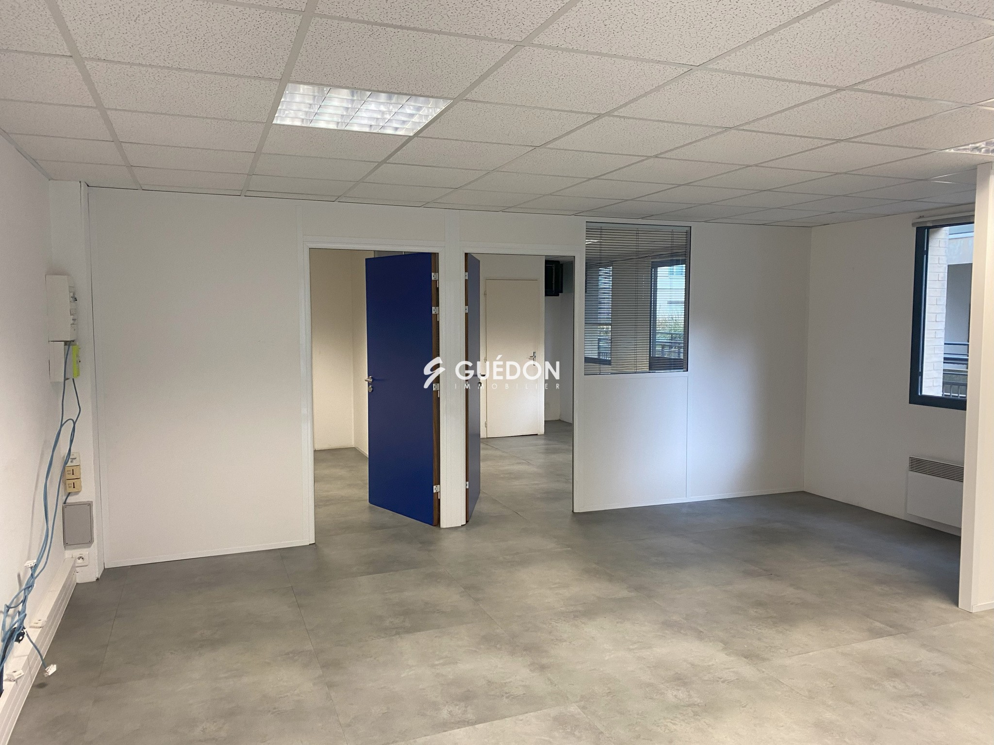 Location Bureau / Commerce à Angers 0 pièce