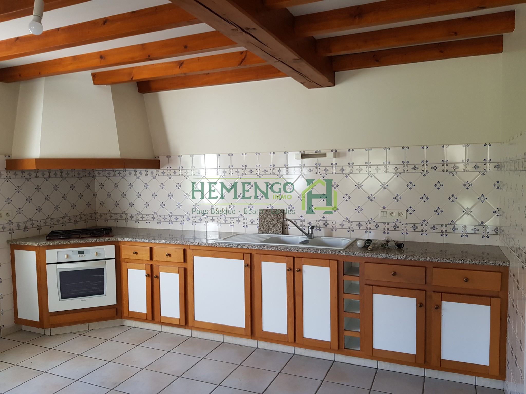 Location Appartement à Laguinge-Restoue 4 pièces