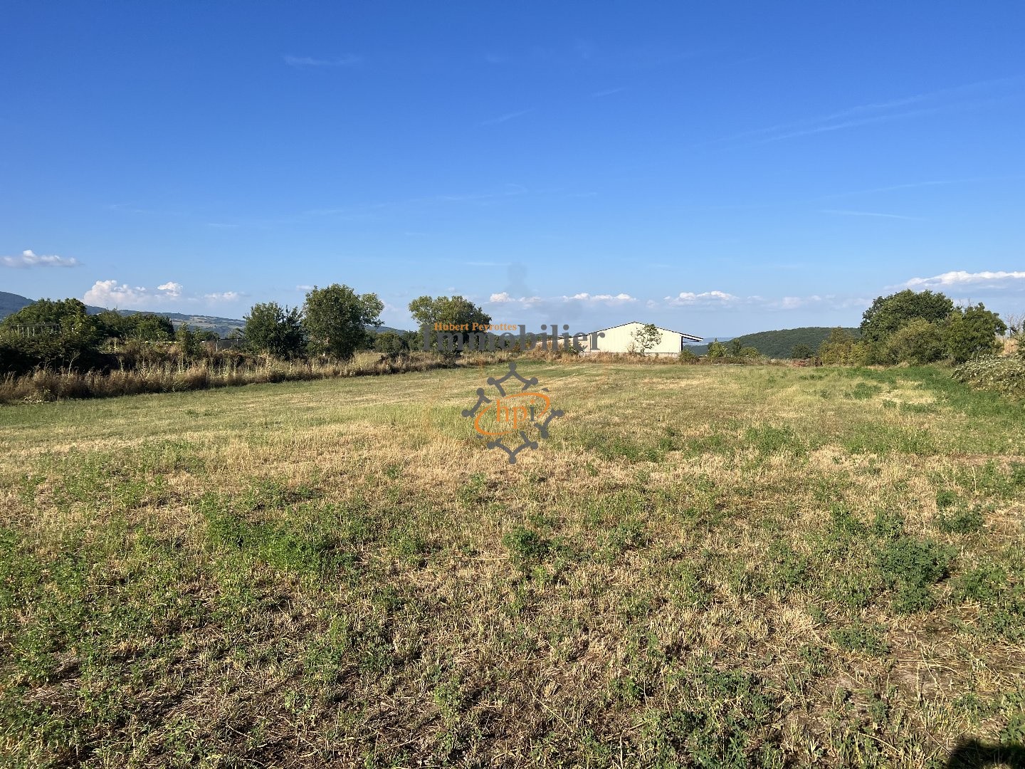 Vente Garage / Parking à Saint-Victor-et-Melvieu 0 pièce