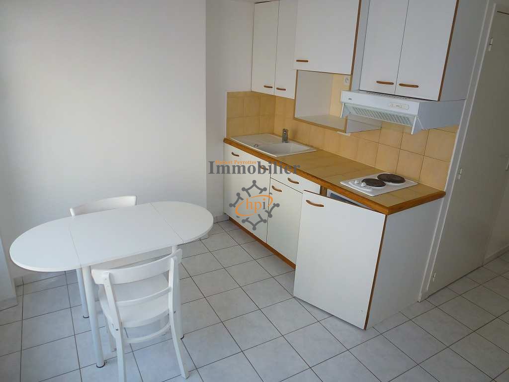 Location Appartement à Saint-Affrique 1 pièce