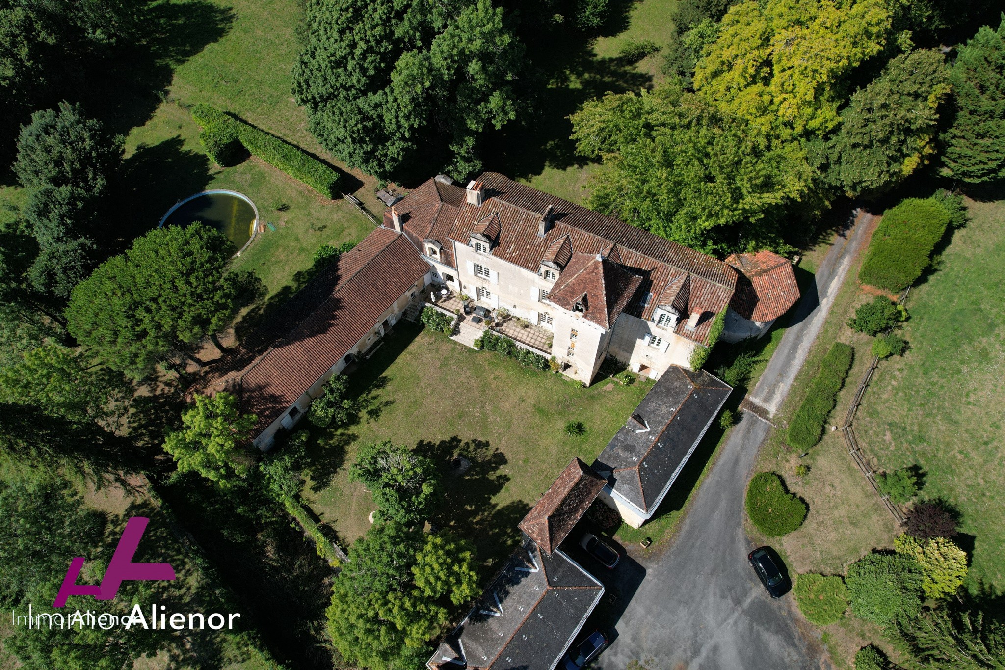 Vente Maison à Cornille 12 pièces