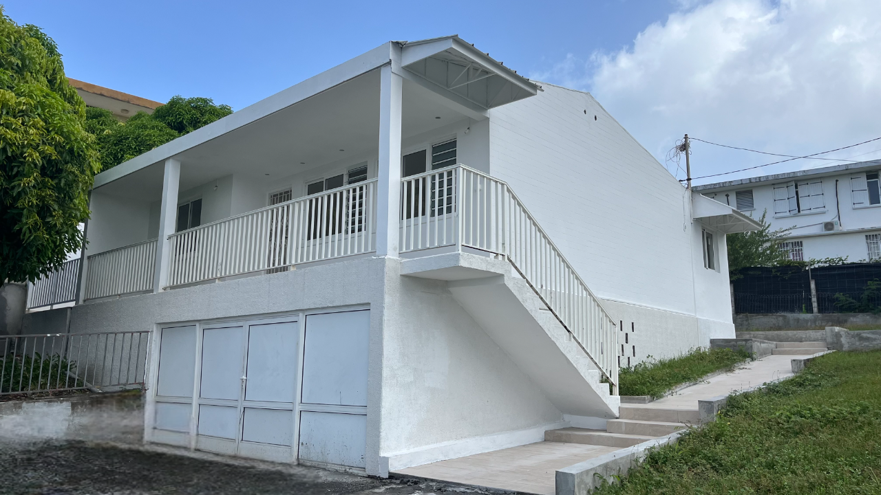 Vente Maison à Basse-Terre 4 pièces