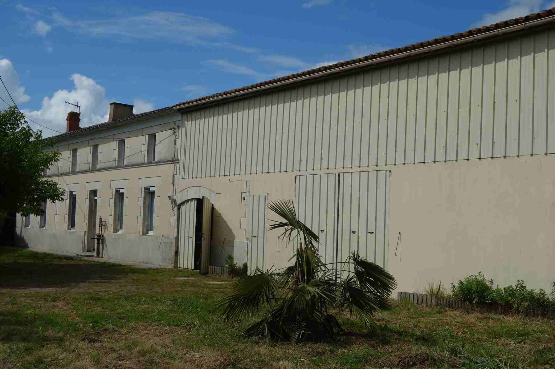 Vente Maison à Saint-Ciers-sur-Gironde 4 pièces