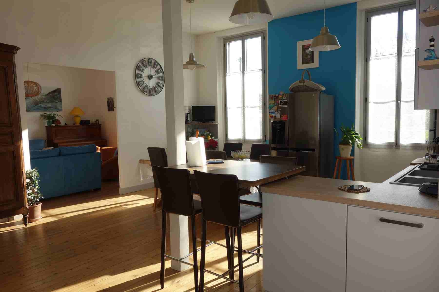 Vente Maison à Bourg 6 pièces