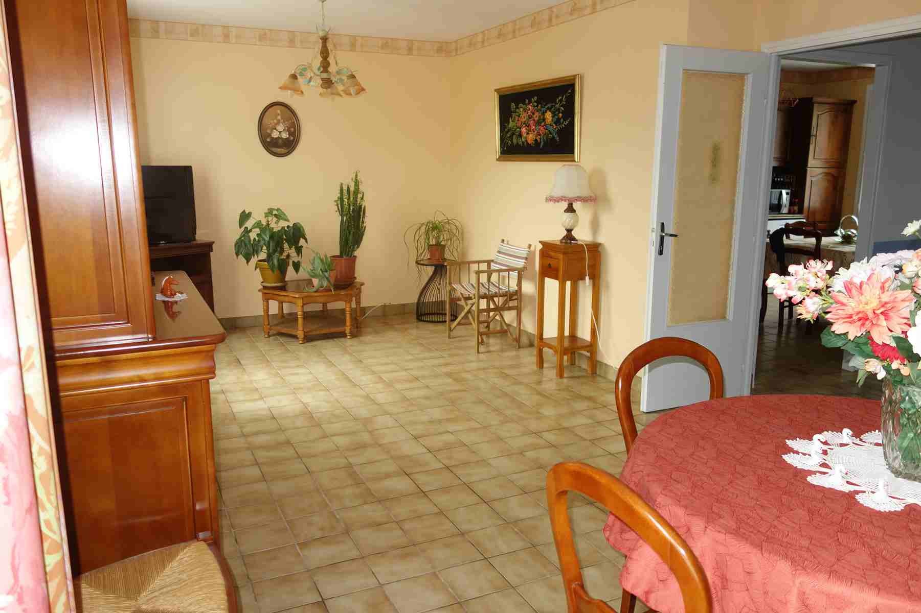 Vente Maison à Saint-Ciers-sur-Gironde 6 pièces