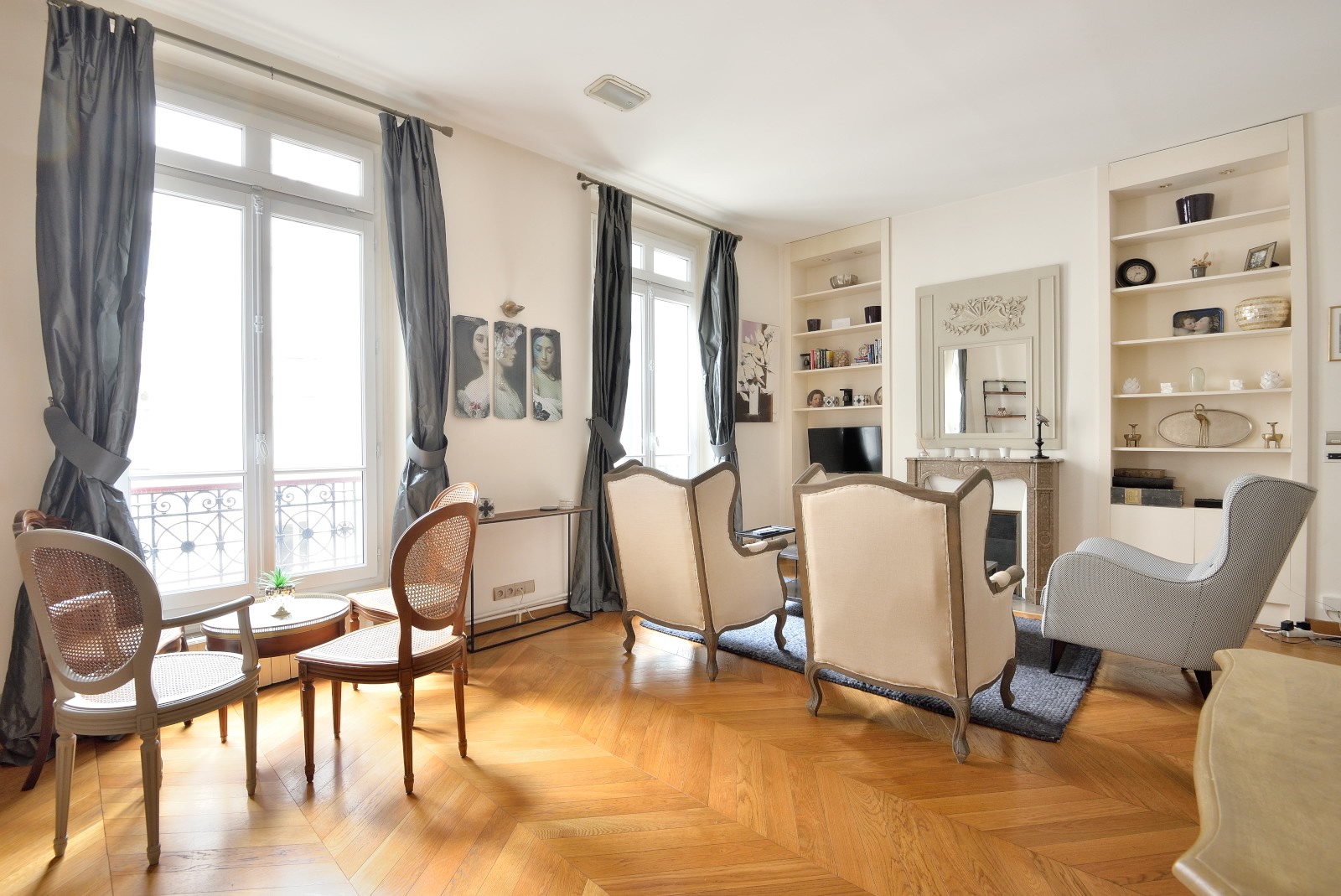 Vente Appartement à Paris Élysée  8e arrondissement 2 pièces