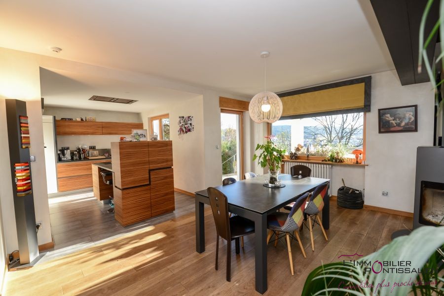 Vente Maison à Pontarlier 15 pièces