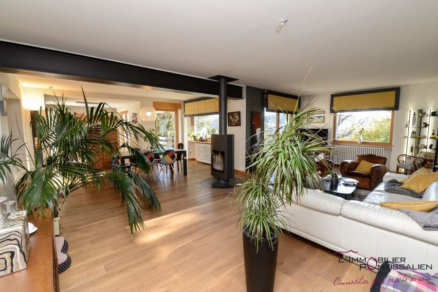 Vente Maison à Pontarlier 15 pièces