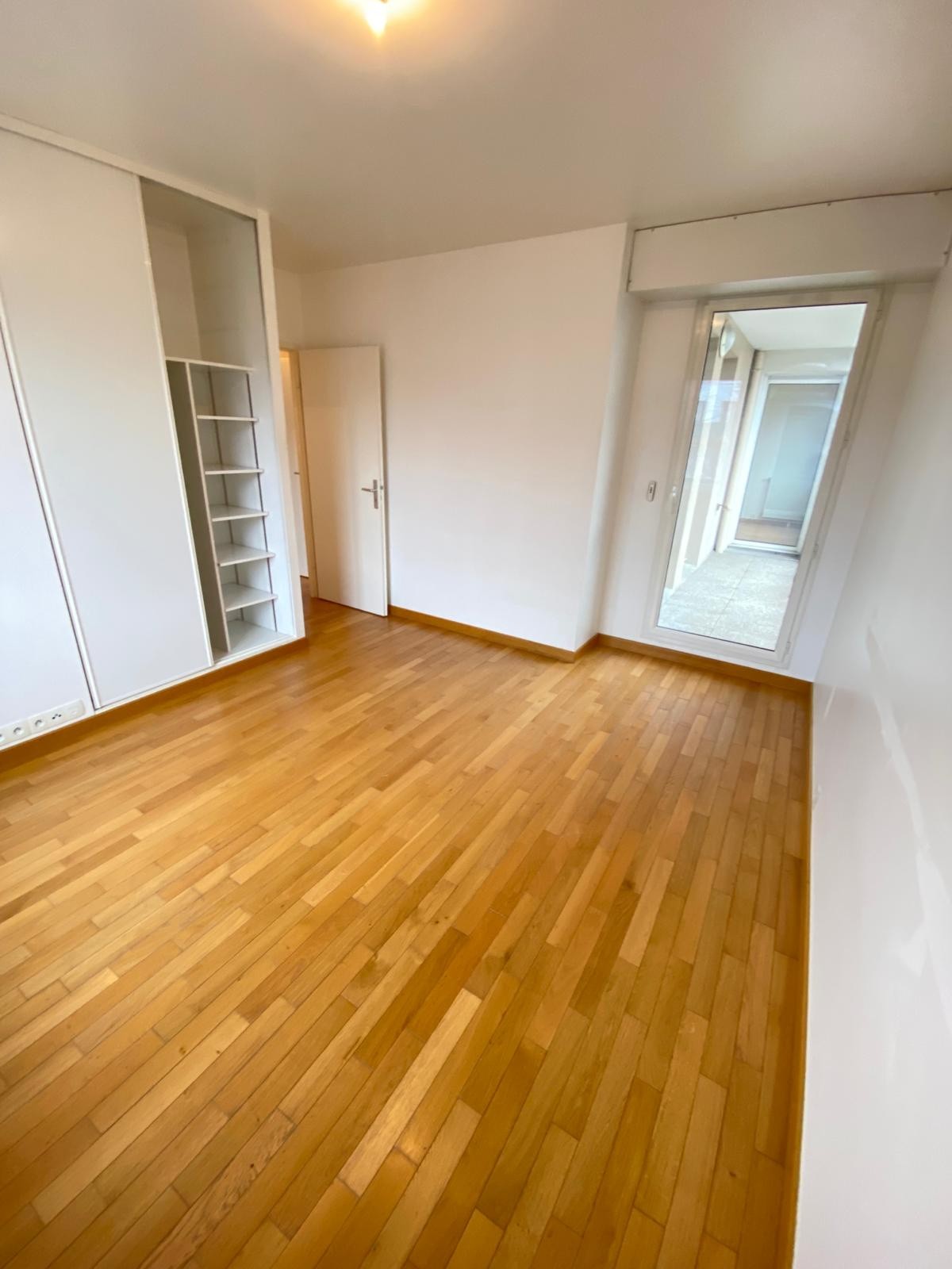 Location Appartement à Sainte-Geneviève-des-Bois 5 pièces