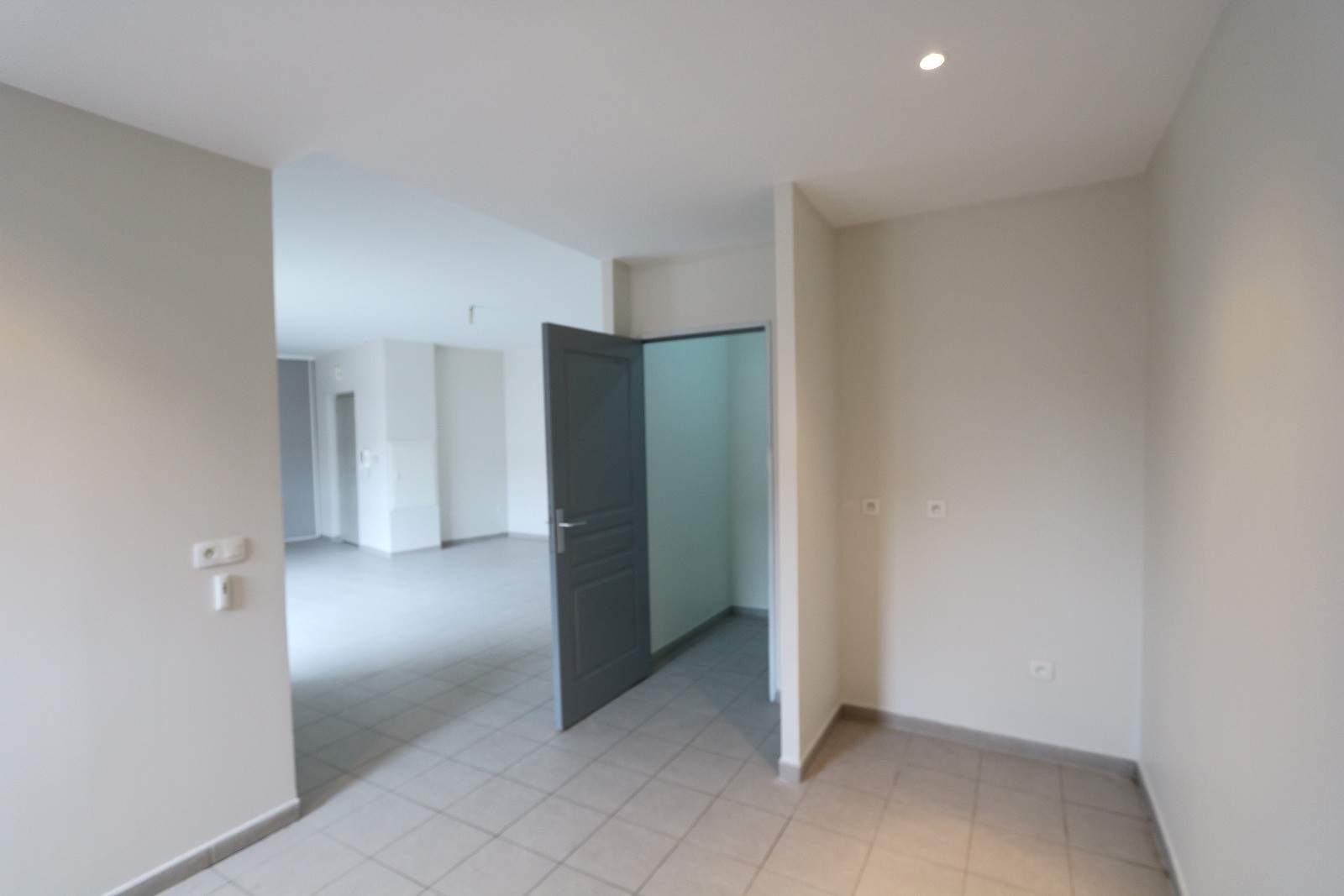 Location Appartement à la Courneuve 2 pièces