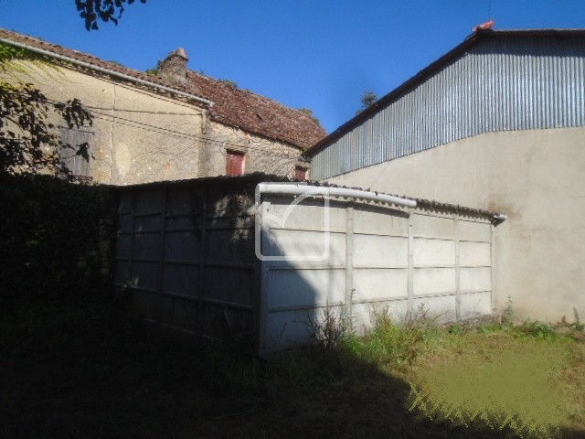 Vente Garage / Parking à Gourdon 0 pièce