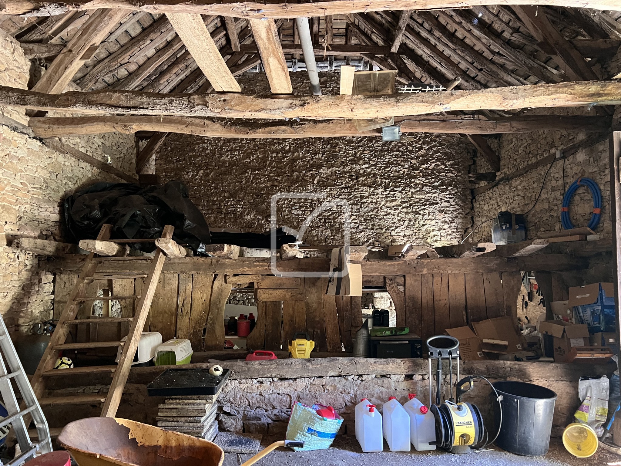 Vente Maison à Saint-Amand-de-Coly 6 pièces