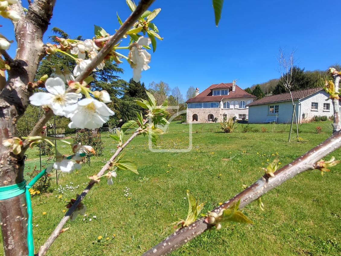 Vente Maison à Saint-Céré 8 pièces