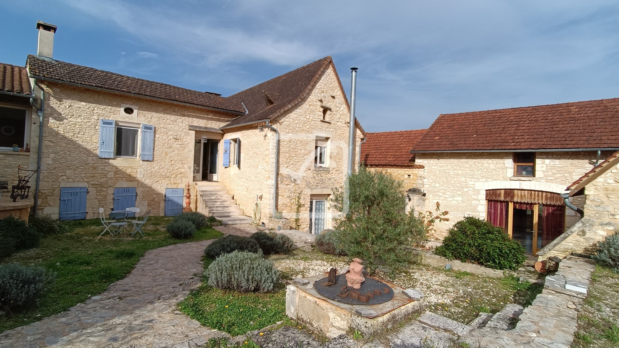 Vente Maison à Savignac-les-Églises 12 pièces