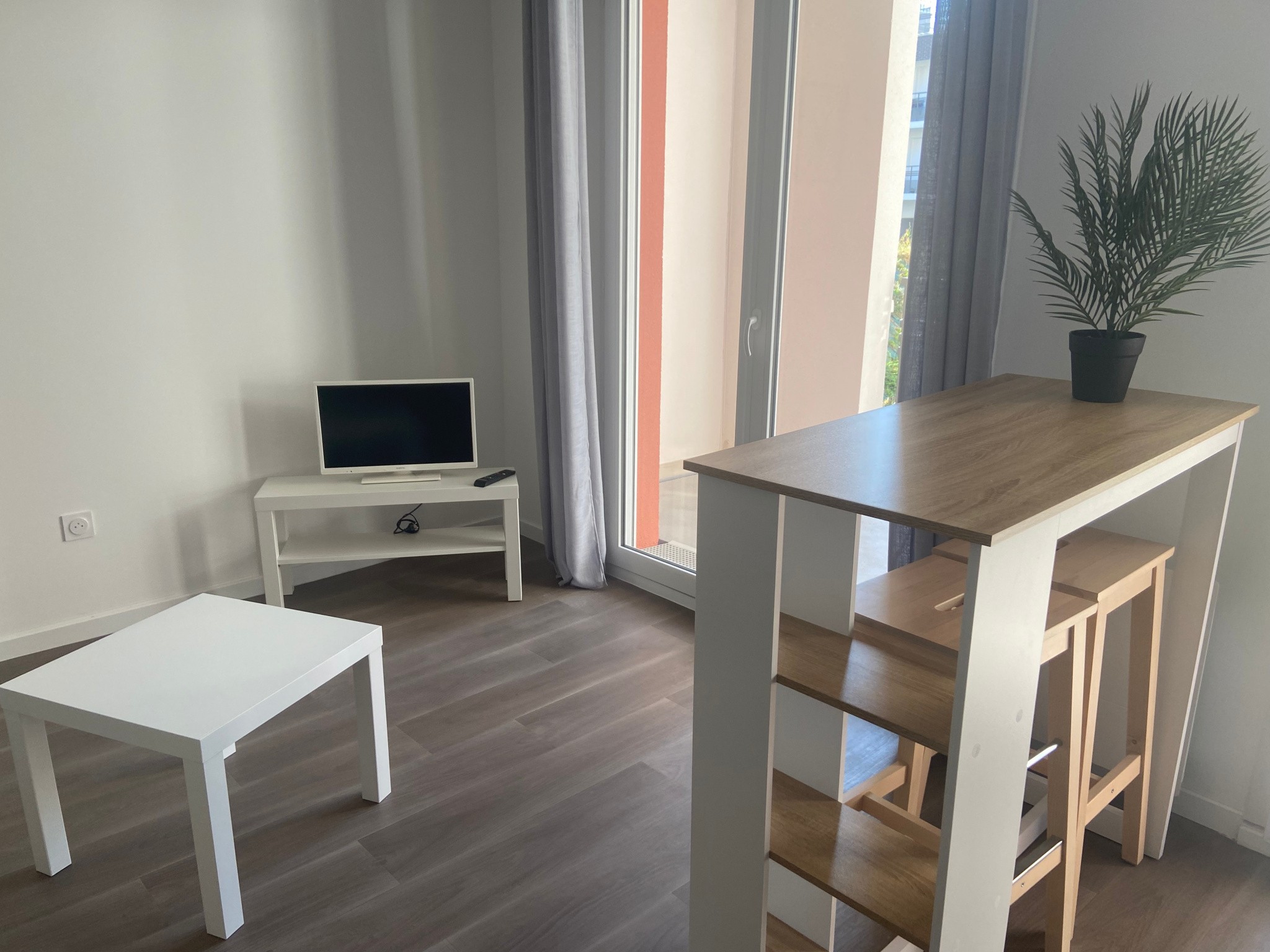 Location Appartement à Corbeil-Essonnes 1 pièce