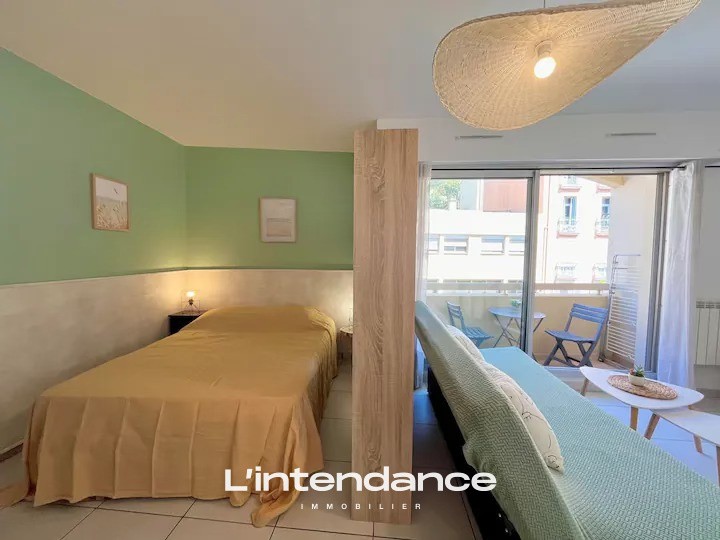 Location Appartement à Hyères 1 pièce