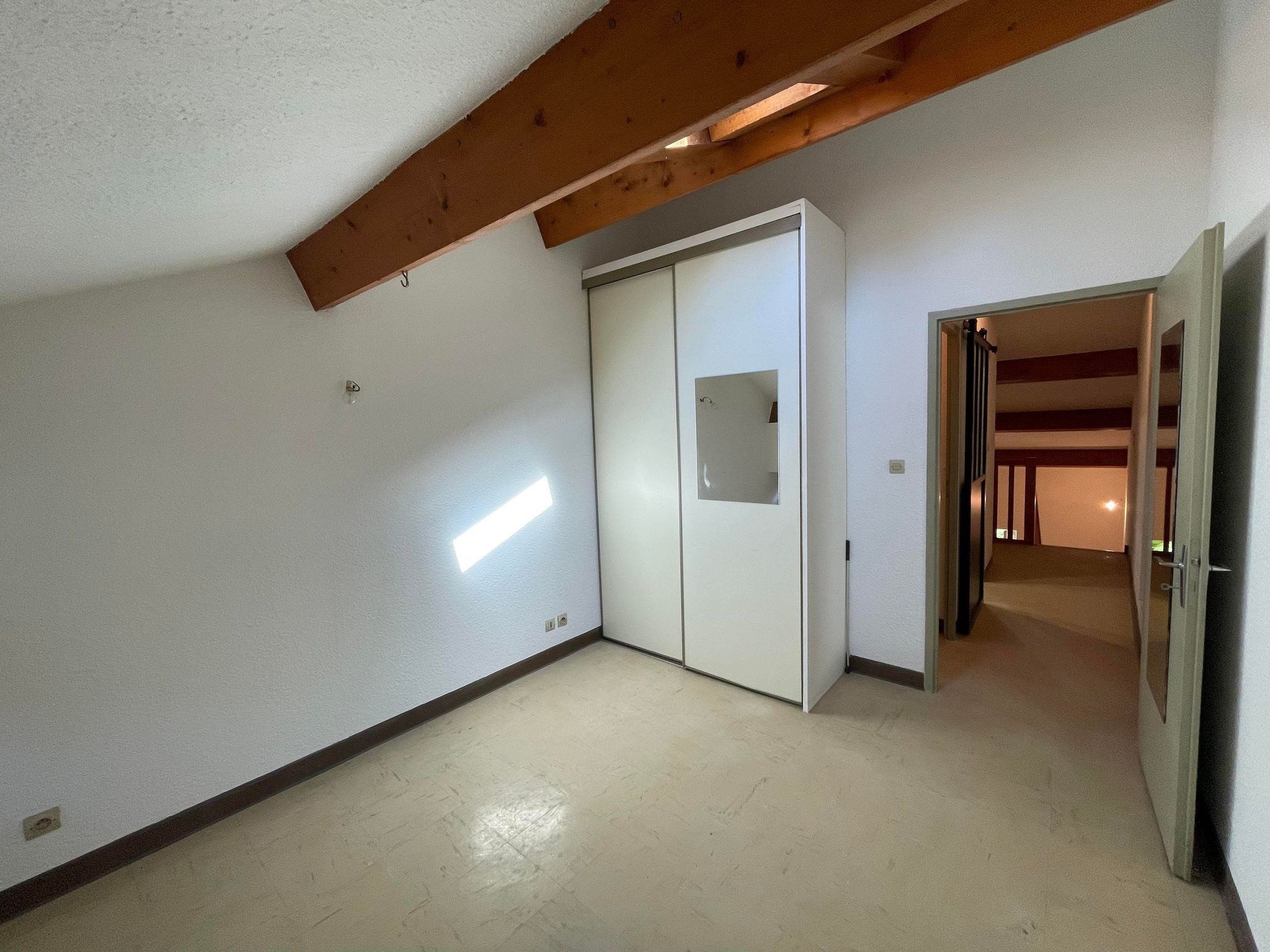 Location Appartement à Saint-Paul-Trois-Châteaux 2 pièces